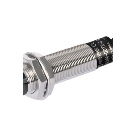 BR200-DDTN-C-P Sensor fotoeléctrico latón M18 reflectivo HE 200mm 24VCD PNP C/Co
